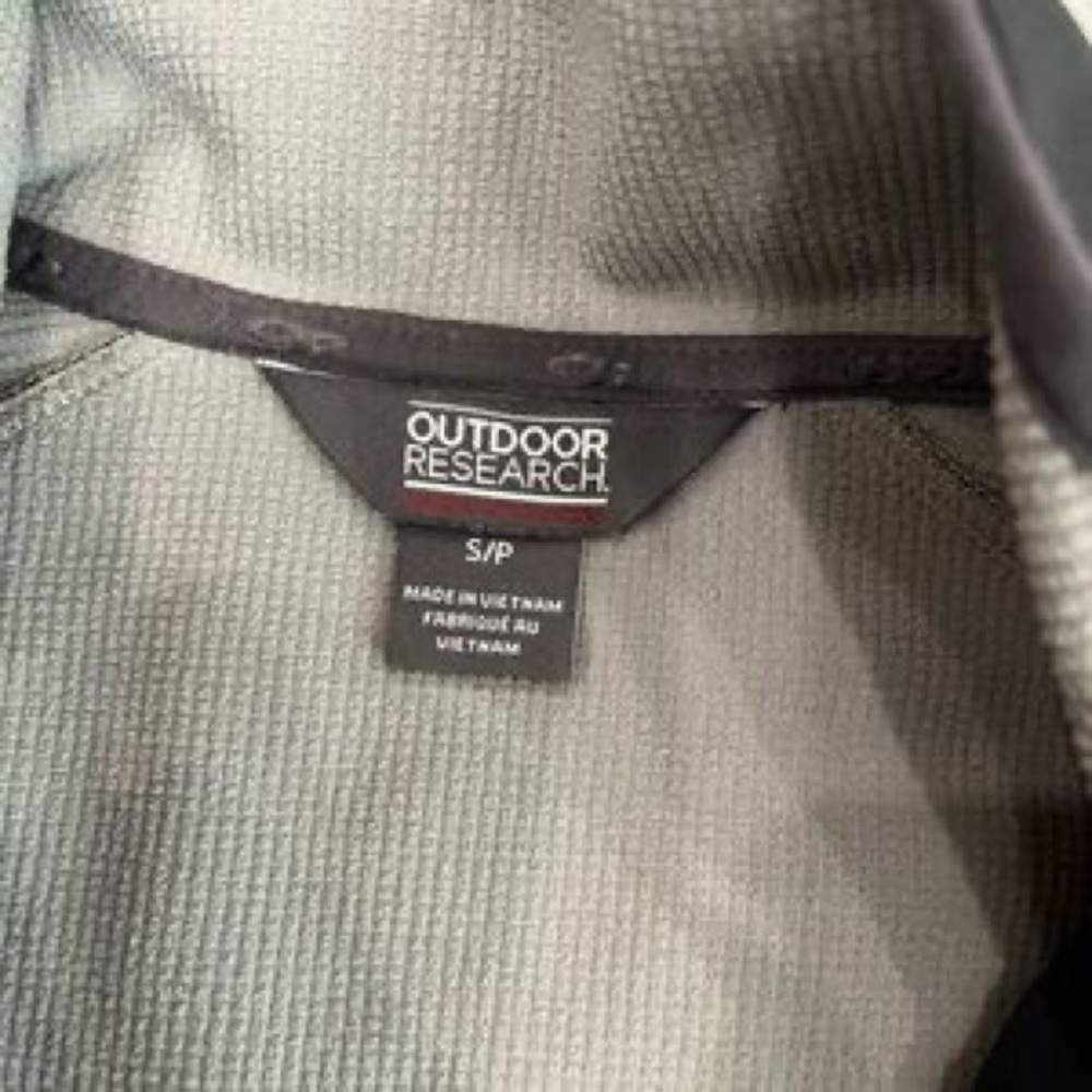 Outdoor Research Men's Black Softshell Jacket - Picture 5 of 5